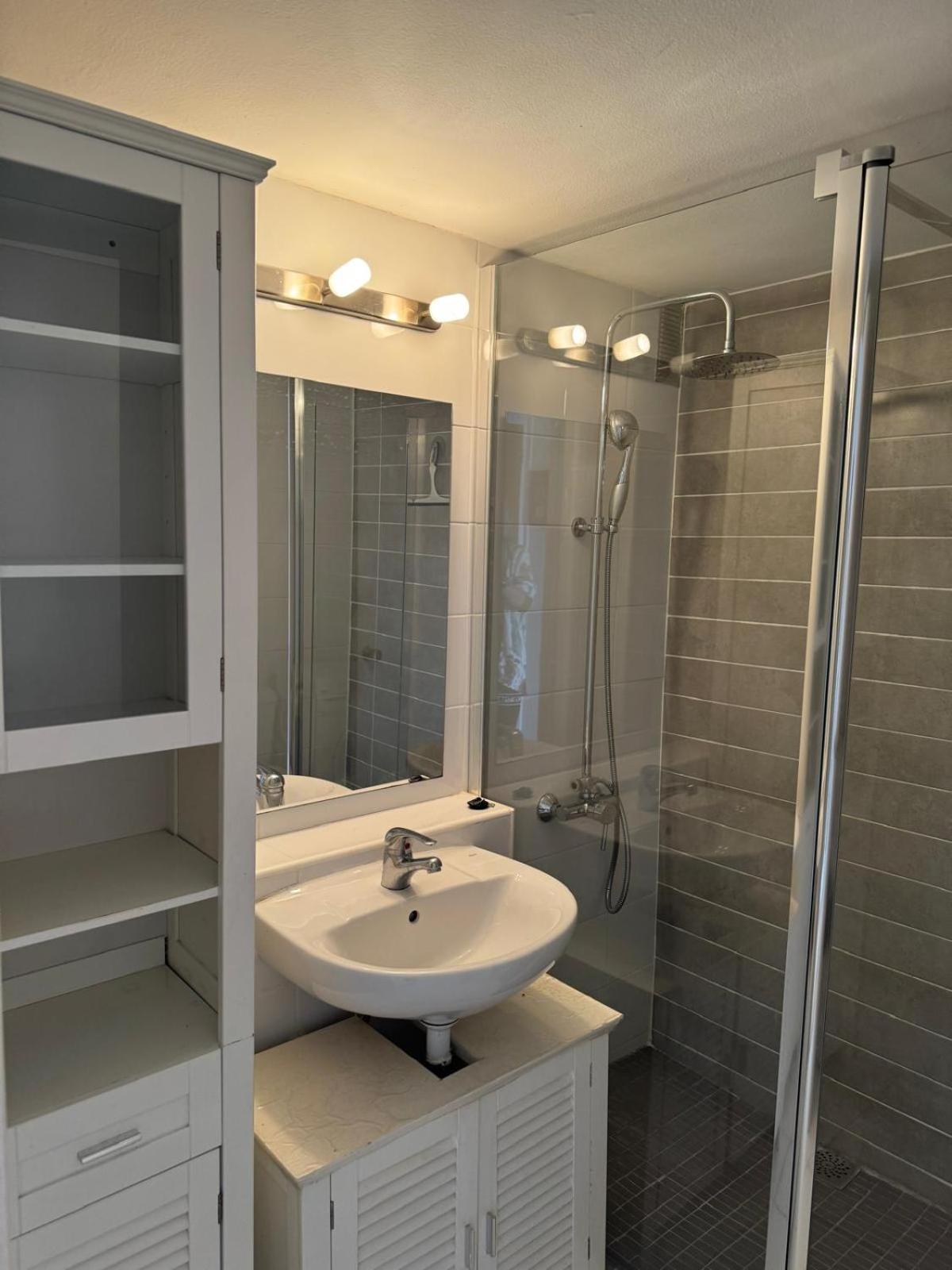 Acogedor Estudio En El Edificio Isla De Apartment